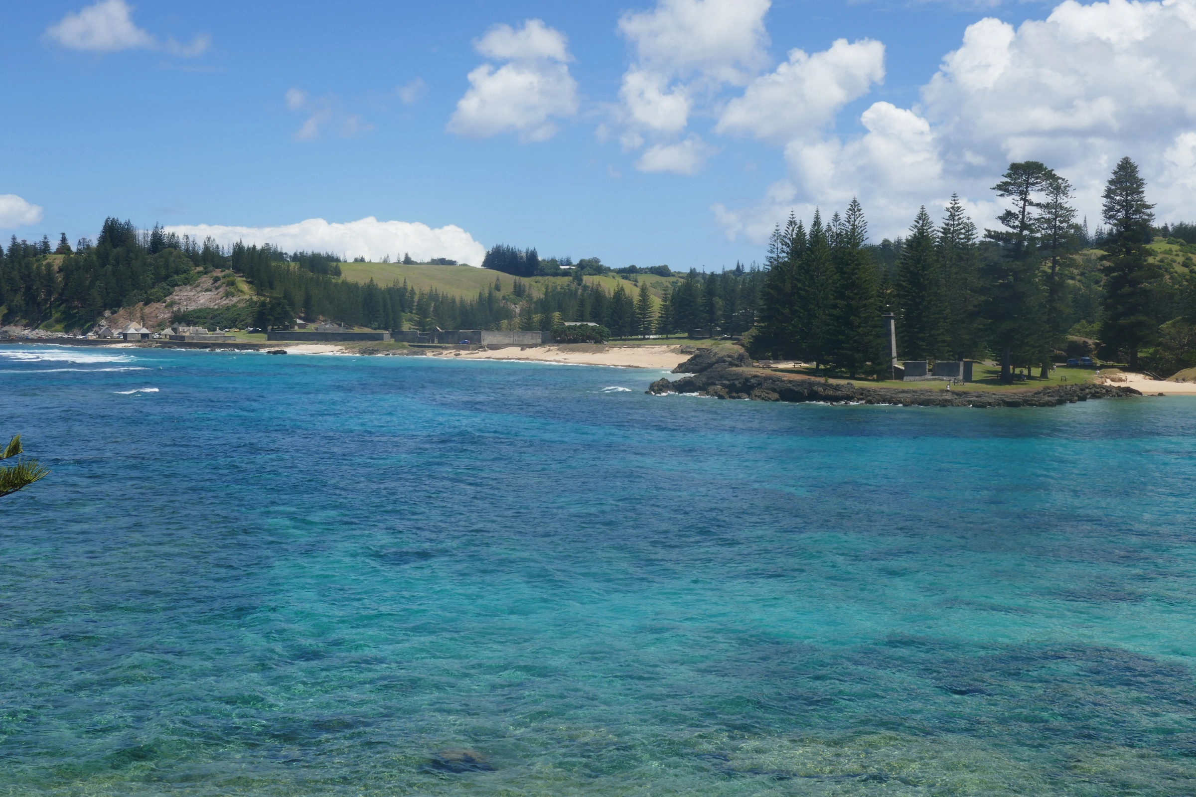 Emily_Bay,_Kingston[1].webp